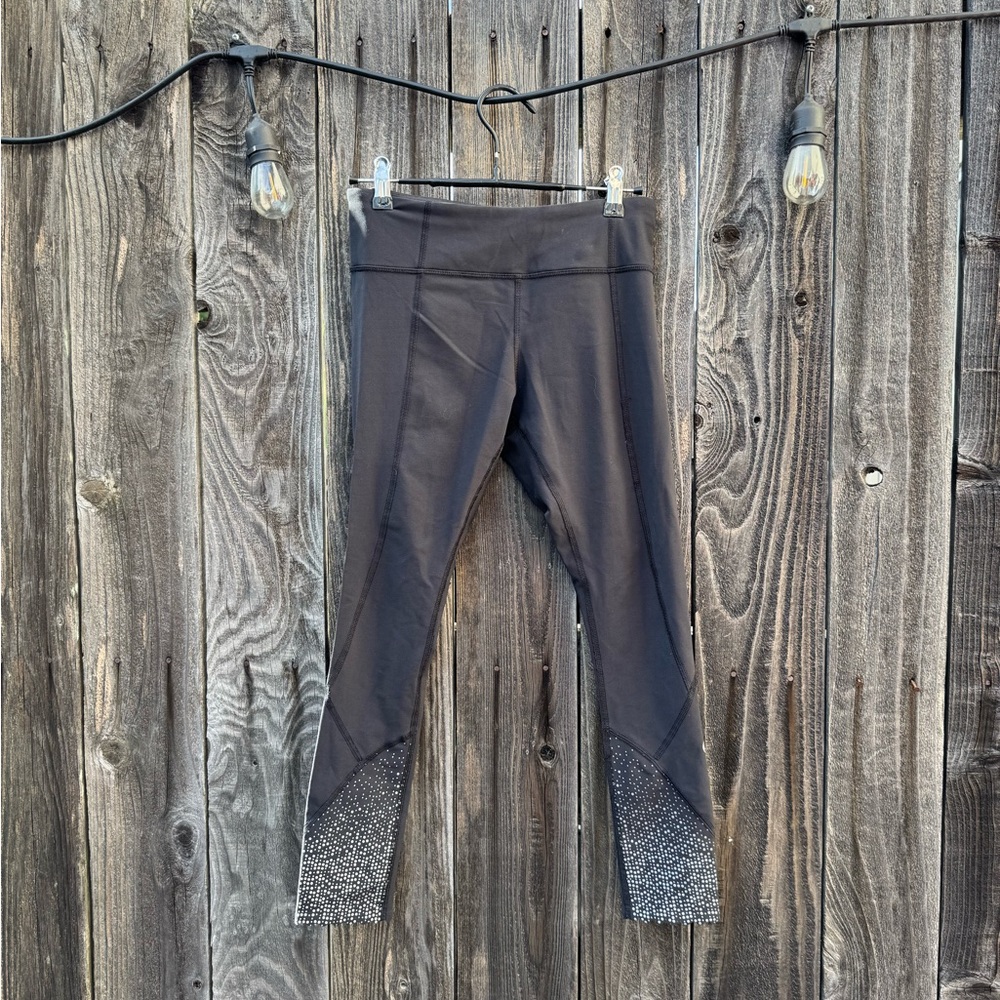 Lululemon Athletica Black Silver Tight Stuff Full Length Reflective Leggings 6